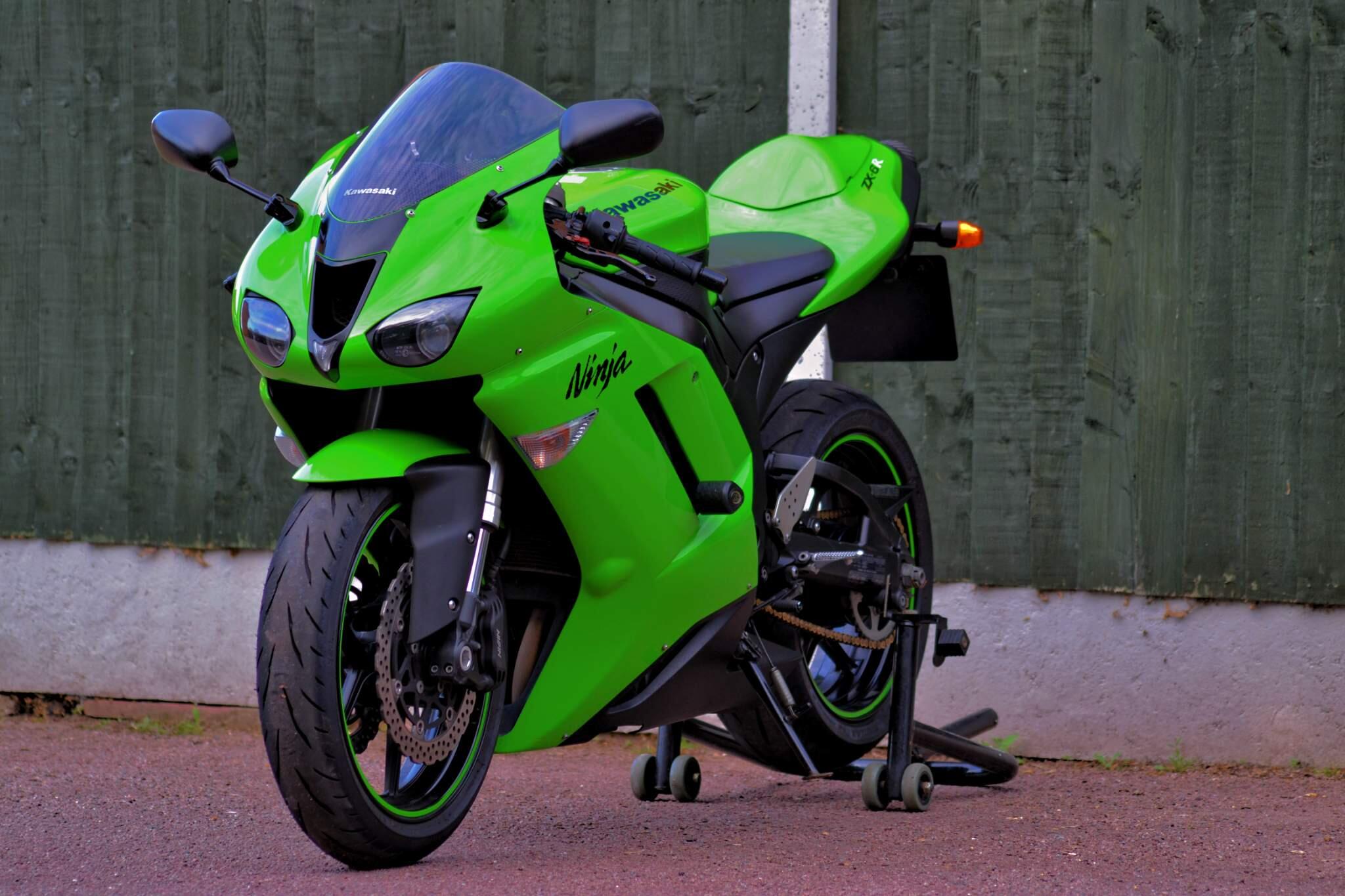Kawasaki Ninja ZX-6R bikes for sale | AutoTrader Bikes